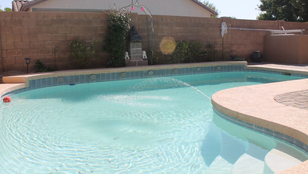 1759 E Oakland St Gilbert AZ 85295 pool